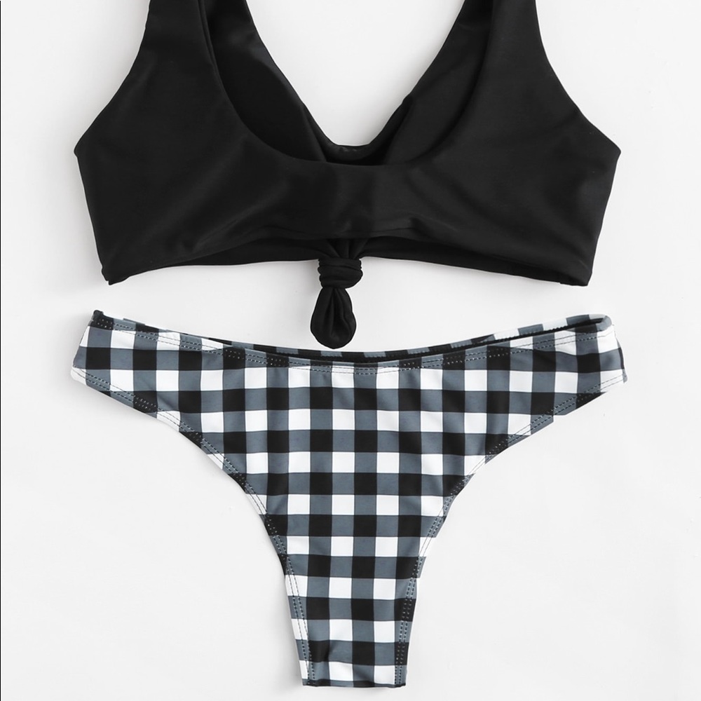 New! Gingham Knot Swimsuit Set - Picture 2 of 6